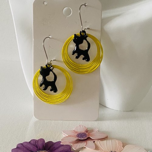 Boucles d'oreilles pendante,bijou fantaisie,chat noir