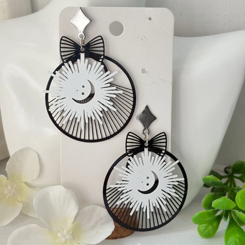 Boucles d'oreilles pendante, doleil