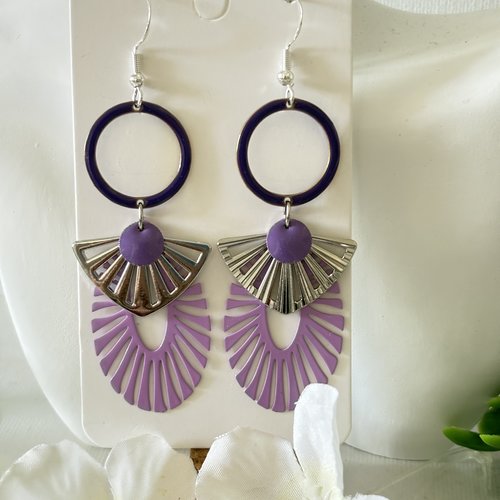 Boucles d'oreilles pendante, mauve
