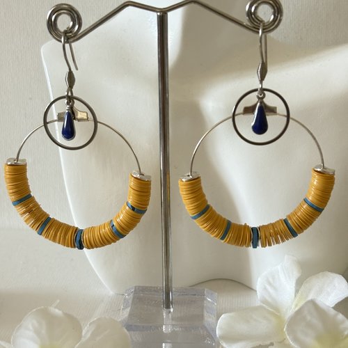 Boucle d'oreille créole pastille heishi jaune et bleu