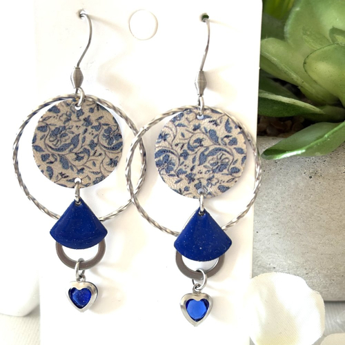 Boucles d'oreille pendante bleue foncé et argent