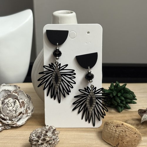 Boucles d'oreille pendante noire