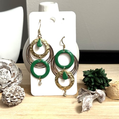 Boucles d'oreille pendante estampe doré et anneau vert