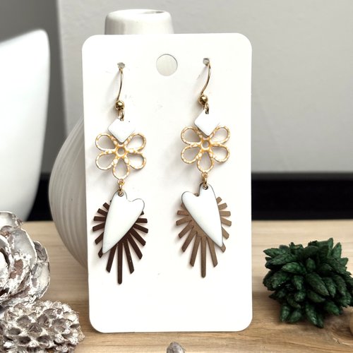 Boucles d'oreilles coeur blanc,bijou femme