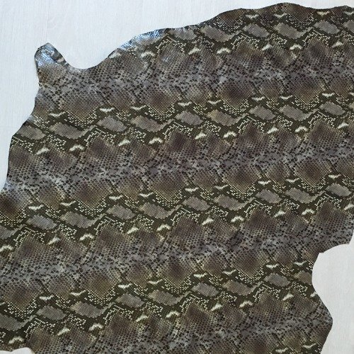Morceaux cuir 100 % de vachette imitation python n°244