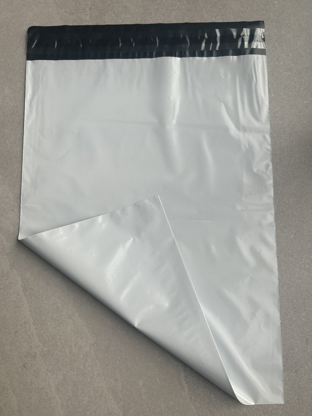 Enveloppe plastique 250mmx360 mm sachet d'envoie vêtement sac d'expédition  sac d'emballage enveloppe vinted lot de 10 - Un grand marché