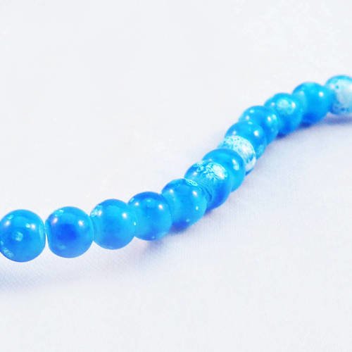 Inv166 - lot de 10 perles en verre ronde bleues ciel turquoise eau blanc nuage à motifs abstraits asiatiques tribal 