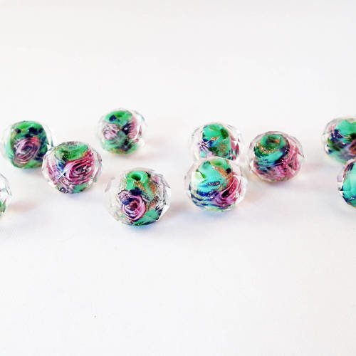 Pfm50v - lot de 2 perles en verre lampwork vert à facettes motifs intérieur fleurs roses de 12x8mm 