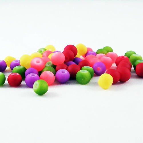 Pd59 - lot de 10 perles rondes en verre de 4mm de diamètre de couleurs mixtes néon fluo pop effet mat caoutchouc. 