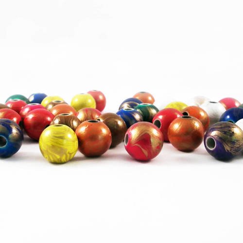 Pd58 - lot de 5 perles rondes de 12mm en acrylique multiples motifs abstraits à reflets métalliques de couleurs mixtes. 