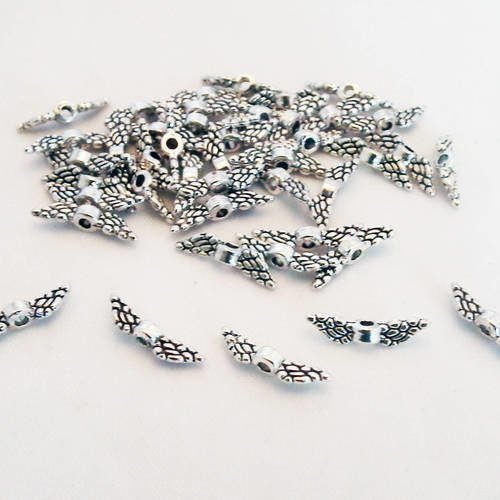 Isp69 - lot de 5 perles intercalaires spacer en forme d'ailes miniatures motifs plumes, 12x3mm. 