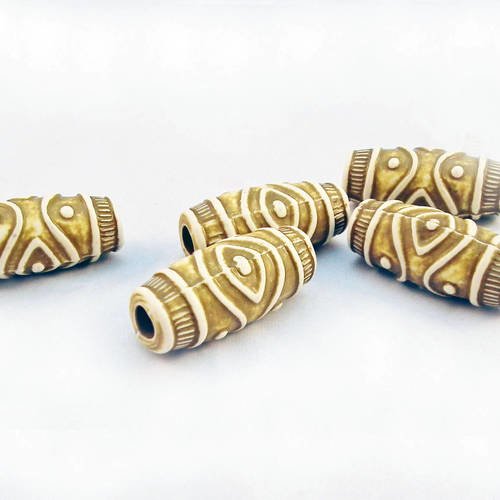 Pco70 - rare lot de 2 grosses perles en forme de tube cylindre motifs tribal totem rétro kaki et beige 