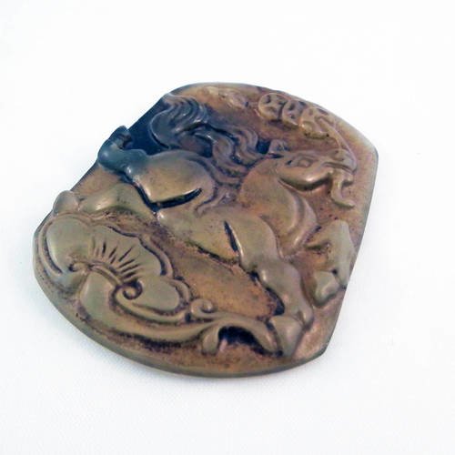 Bz125 - pendentif breloque en jade semi translucide sculpté main mandarin motifs asiatique dragon cheval 