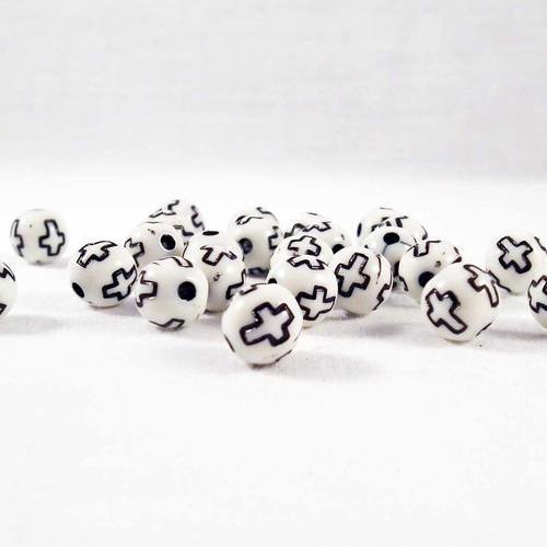 Pac02 - 10 perles rondes blanc beige motifs croix noire avec légères imperfections en acrylique de 8mm de diamètre 