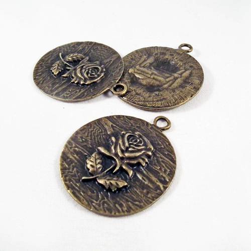 Bd92 - grande breloque pendentif médaille médaillon vintage fleur rose de couleur bronze 