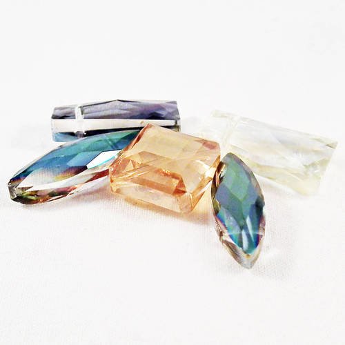 Lot de 5 perles forme de trapèze goutte et carré en verre de cristal transparent à reflet 