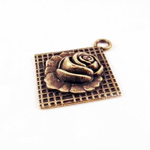 Bdp92 - breloque pendentif cadre carré fleur rose romantique motifs quadrillé vintage bronze 