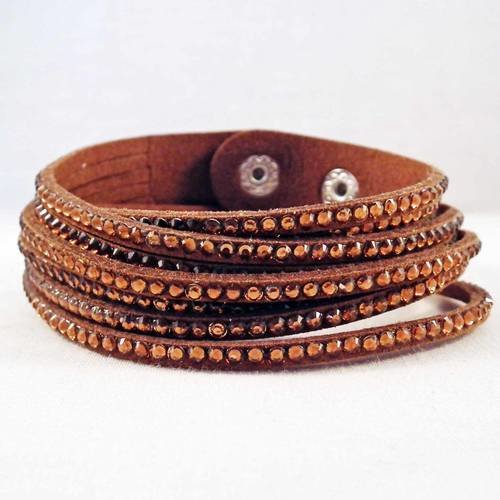 Support bracelet 6 rangs à cristal strass brillant effet swarovski marron brun café support en feutrine 