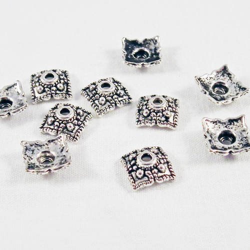 Cal06 - 5 calottes carrés à motifs pois en argent vieilli de 10mm x 10mm idéal pour perles cubes cubiques 