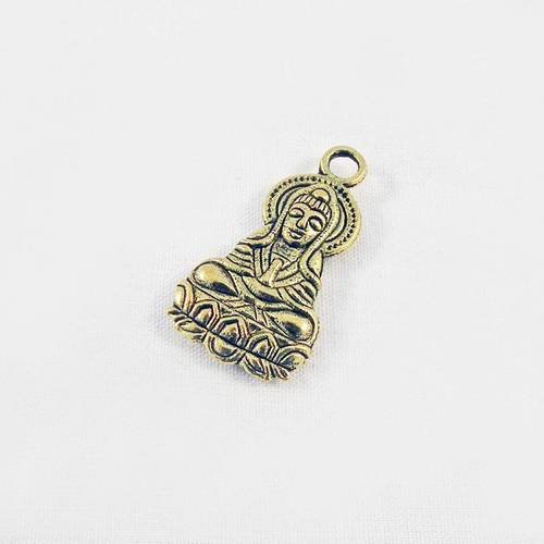 Breloque pendentif charm statue buddha yoga, doré antique vieilli, 28mm x 15mm. 