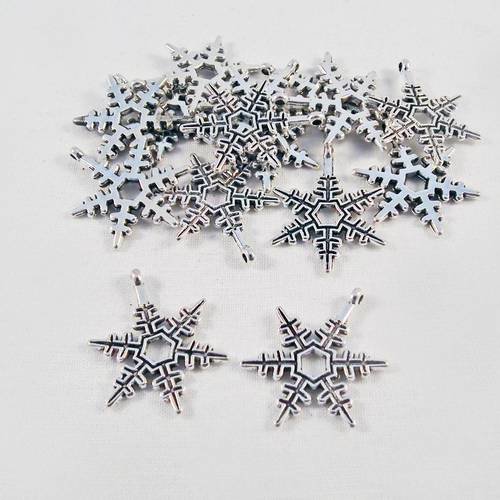 Bcp138 - lot de 2 pendentifs breloques flocon de neige magie motifs pointes étoile noel argent vieilli 