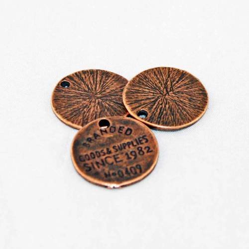 Bm15 - 1 breloque pendentif médaille médaillon vintage brand punk gravure rouge cuivré 