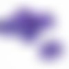 Phw10m - une perle howlite tête de mort plate de couleur violet mauve motifs légères fissures gris noir 