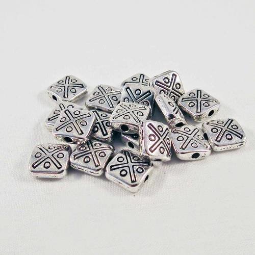Int30 - 5 perles intercalaires en forme carré arrondi motifs celtiques tribal totem en argent vieilli 