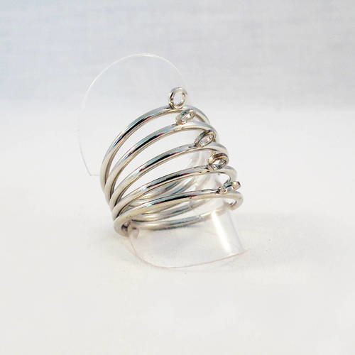 Magnifique support de bague argenté 5 anneaux et rangs 