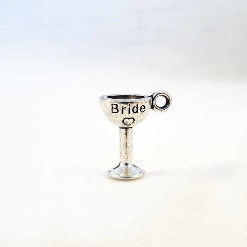 Bd85 - mignon pendentif breloque coupe flute 3d gravure coeur champagne vin mariage "bride" argenté 