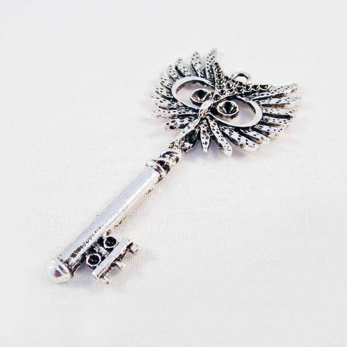 Bg21 - grande breloque pendentif clé hibou ailes tribal triangle mystérieux en argent tibétain 