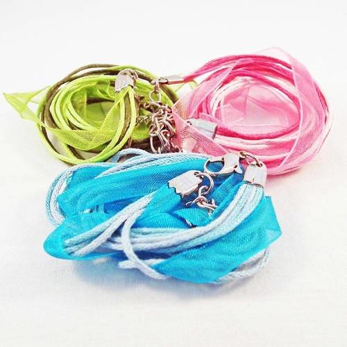 Lot de 3 supports colliers en organza ruban et coton de couleurs rose vert bleu 
