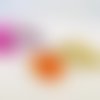 Lot de 3 plumes de pintade de couleurs mixtes avec embout argenté 
