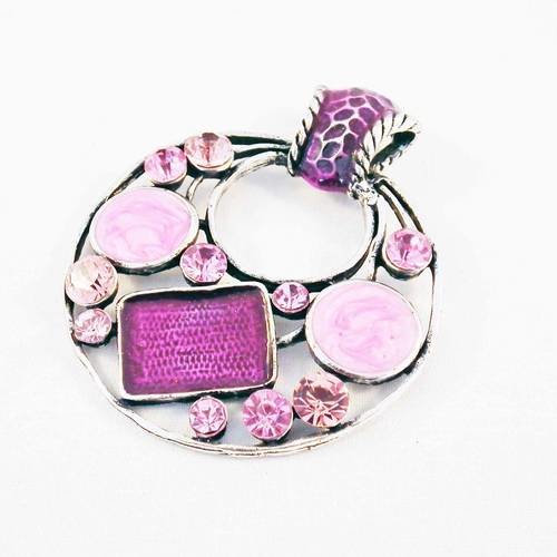 Grande breloque pendentif médaille pierre et cristal strass teintes de rose 