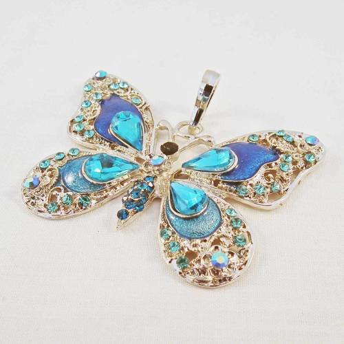 Grande breloque pendentif papillon bleu avec cristal strass et bélière argentée 