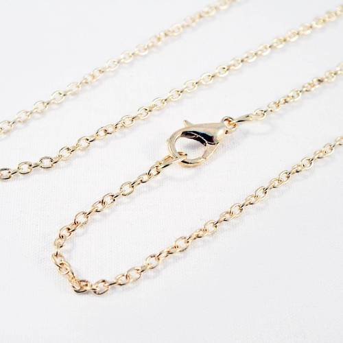 Collier 52cm à chaîne doré légers reflets rosé avec fermoir à mousqueton 