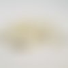 Inv27 - lot de 10 jolies perles blanches en forme ovale, 6mm x 4mm. 