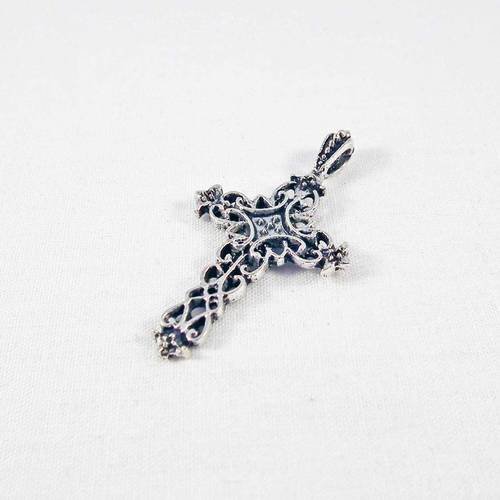 Bc22 - pendentif breloque croix à motifs argent vieilli de 3.8cm x 2cm 