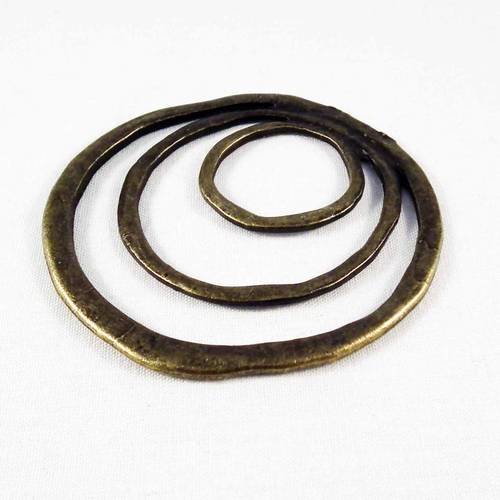 Grande breloque pendentif cercles anneaux médaille médaillon maya aztèque tribal de couleur bronze 