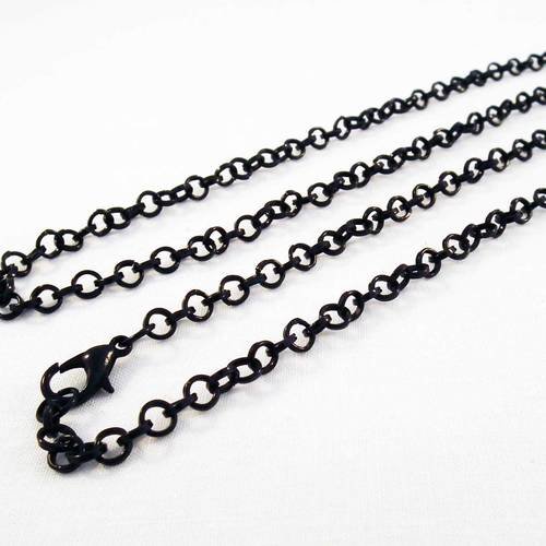 Collier à chaîne 70cm noir mailles forçat rondes avec fermoir à mousqueton 