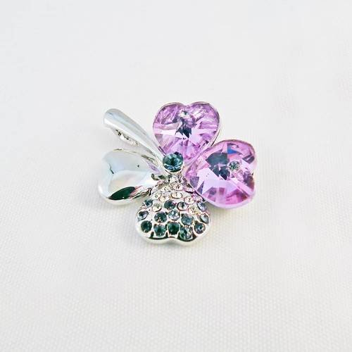 Joli pendentif cristal lilas mauve et strass en forme de trèfle chanceux 4 feuilles style swarovski 