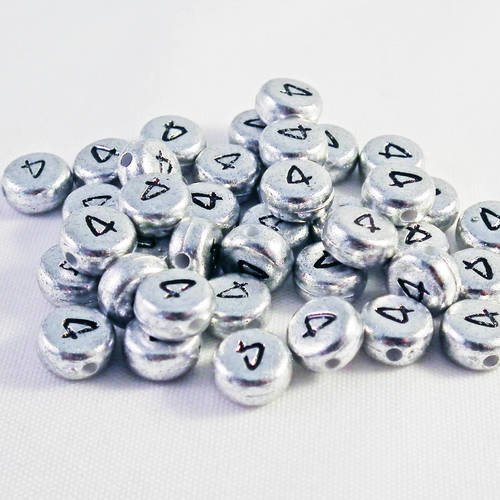 Nl10 - lot de 20 perles chiffre numéro 4 de 7mm de couleur argent métallique 