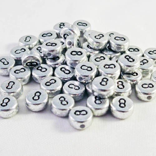 Nl13 - lot de 20 perles chiffre numéro 8 de 7mm de couleur argent métallique 