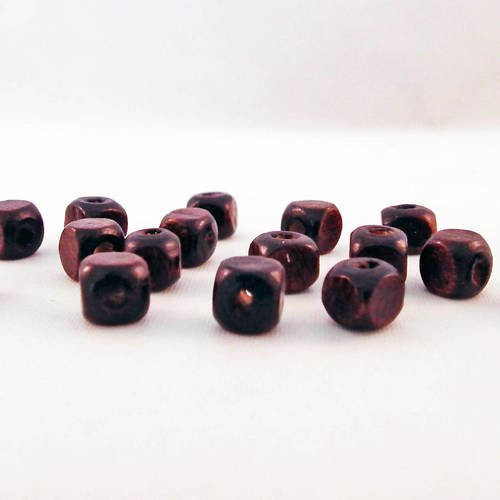 Pbb34 - lot de 20 perles en bois brun marron carrées cube cubiques de 6mm x 6mm 