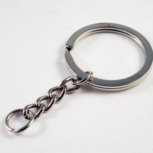 Anneau pour porte-clés avec chaîne de 55mm en longueur 