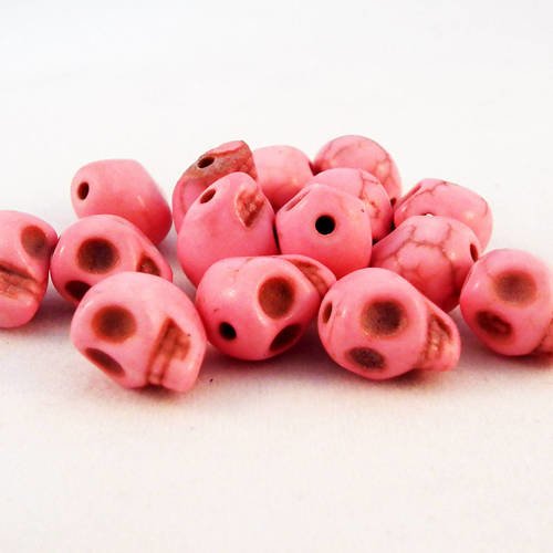Phw08p - lot de 5 perles tête de mort howlite roses, 10mm x 8mm 