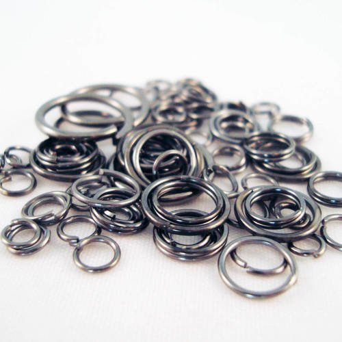 Ans32 - lot de 50 anneaux de jonction ouverts de tailles mixtes de couleur gunmetal 