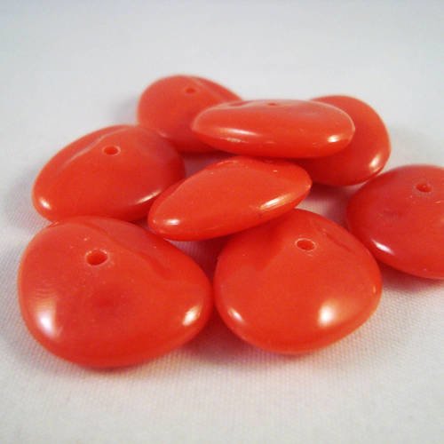Lot de 8 perles en forme de goutte de couleur orangée 
