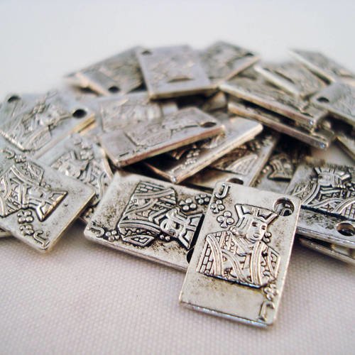 Bj41 - lot de 10 breloques cartes à jouer "valet de trèfle" poker, argent vieilli 