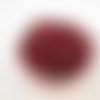 Lot de 20 perles nacrée en verre de couleur bordeaux, 4mm x 4mm, taille de trou 0,5mm. 